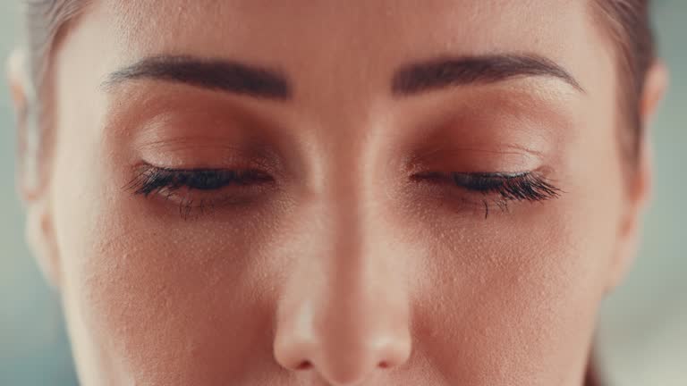 Lire la suite à propos de l’article Comment choisir le bon nettoyant facial selon son type de peau ?